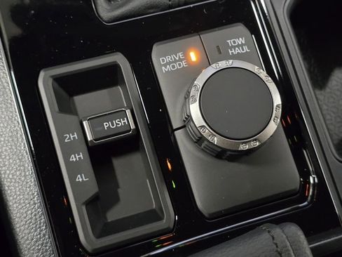 New 2026 Toyota Tundra SR5 image 7