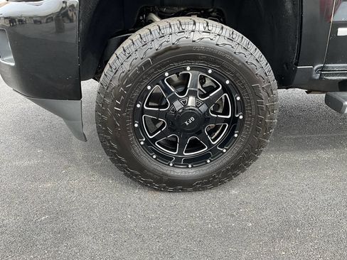 Used 2017 Chevrolet Silverado 3500 High Country w/ Duramax Plus Package image 17