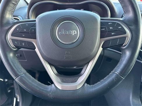 Used 2020 Jeep Grand Cherokee Overland image 24