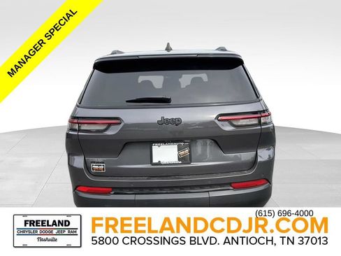 Used 2024 Jeep Grand Cherokee L Laredo AWD/4WD image 4