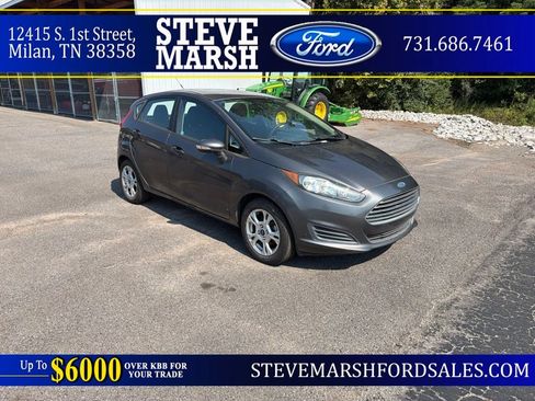 Used 2015 Ford Fiesta SE FWD image 1
