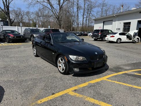 Used 2010 BMW 328i Convertible image 6