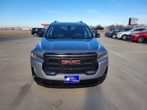 Used 2023 GMC Acadia SLE w/ Elevation Edition AWD/4WD image 8