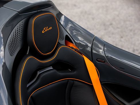 Used 2021 McLaren Elva RWD image 31