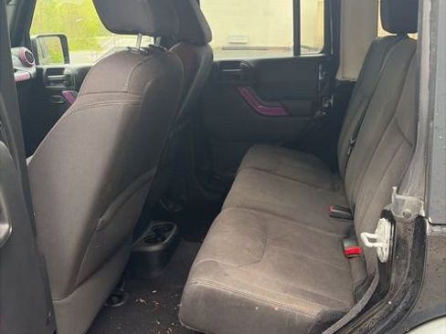 Used 2014 Jeep Wrangler Unlimited Sport w/ Quick Order Package 24S image 30