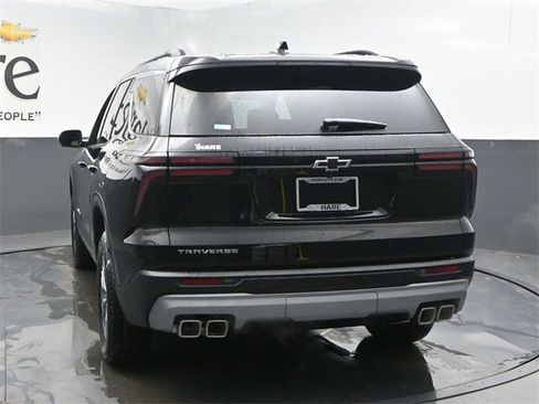 New 2026 Chevrolet Traverse LT w/ Driver Confidence Package image 14