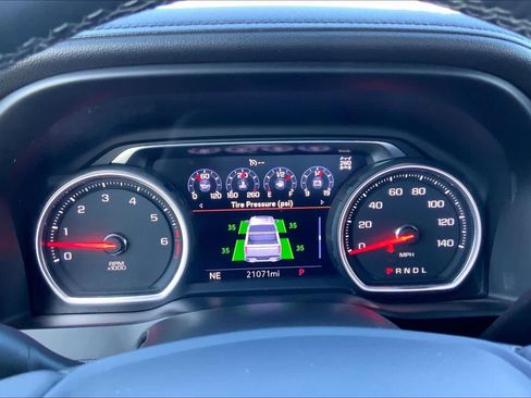 Used 2021 Chevrolet Silverado 1500 High Country w/ LPO, Dark Essentials Package image 26