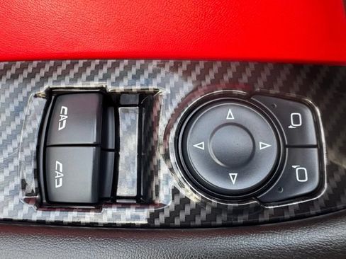 Used 2016 Chevrolet Camaro SS RWD image 7