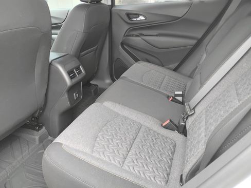 Used 2022 Chevrolet Equinox LT FWD image 25