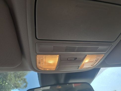 Used 2021 Honda CR-V Special Edition image 26