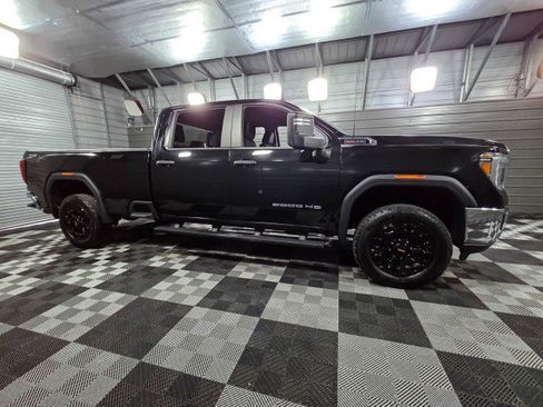 Used 2022 GMC Sierra 2500 Pro w/ Convenience Package image 9