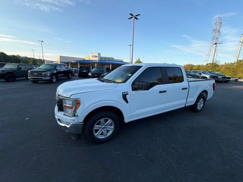 Used 2022 Ford F150 XL w/ Equipment Group 101A High RWD image 9