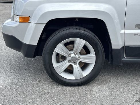 Used 2011 Jeep Patriot 70th Anniversary image 11