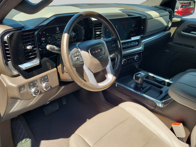 Used 2023 GMC Sierra 1500 SLT w/ SLT Premium Plus Package AWD/4WD image 22