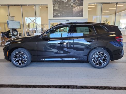 New 2026 BMW X3 xDrive30i w/ M Sport Package AWD/4WD image 2