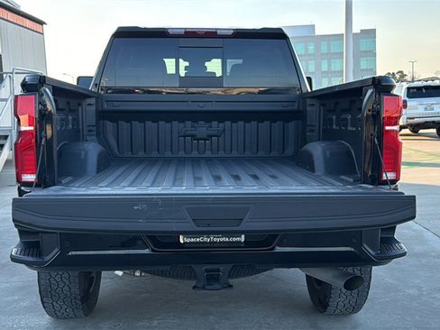 Used 2025 Chevrolet Silverado 2500 LT w/ Trail Boss Package image 22