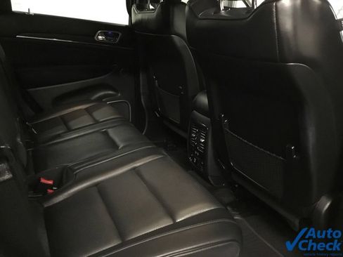 Used 2017 Jeep Grand Cherokee Summit w/ Platinum Series Group AWD/4WD image 34