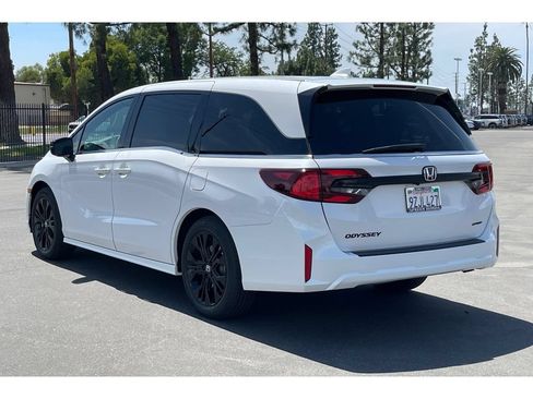 Certified 2026 Honda Odyssey Sport-L image 3