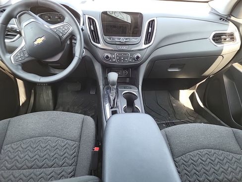 Used 2024 Chevrolet Equinox LT image 10