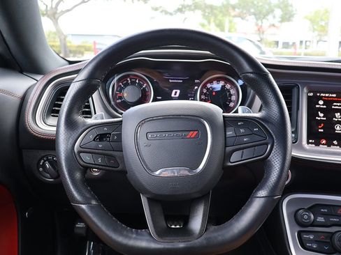 Used 2022 Dodge Challenger R/T Scat Pack RWD image 31