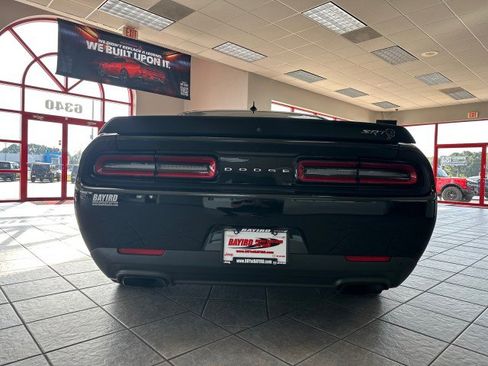 Used 2021 Dodge Challenger SRT Hellcat Redeye image 5