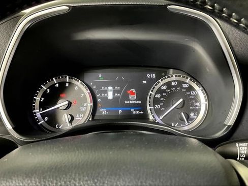 Used 2022 Toyota Highlander XLE image 20