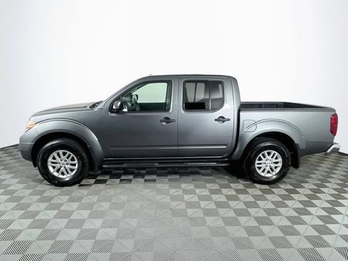 Used 2017 Nissan Frontier SV AWD/4WD image 5
