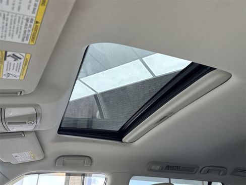 Used 2017 Nissan Armada Platinum w/ Captain Seat Package image 39