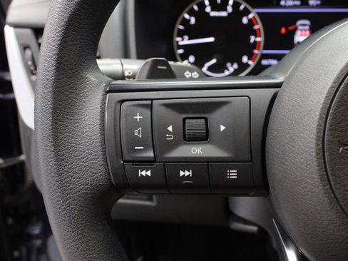 Certified 2024 Nissan Rogue SV AWD/4WD image 22