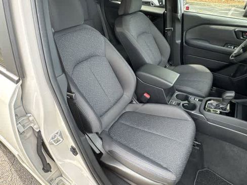 Certified 2025 Subaru Forester Premium AWD/4WD image 20