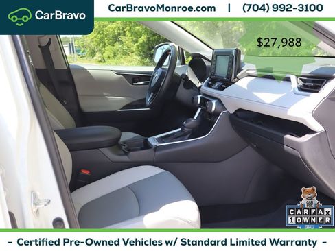 Used 2021 Toyota RAV4 XLE Premium FWD image 43