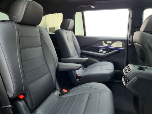 New 2026 Mercedes-Benz GLS 450 4MATIC image 22