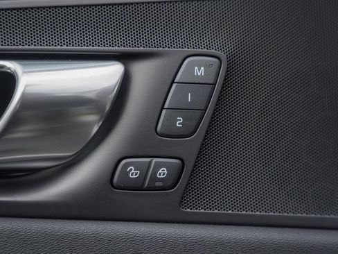 New 2026 Volvo XC60 B5 Plus w/ Protection Package Premier image 43