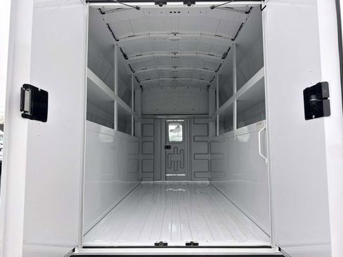 New 2026 Ford E-350 and Econoline 350 Super Duty w/ Power Equipment Group image 12