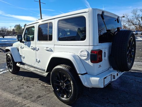 Certified 2021 Jeep Wrangler Unlimited Sahara image 4