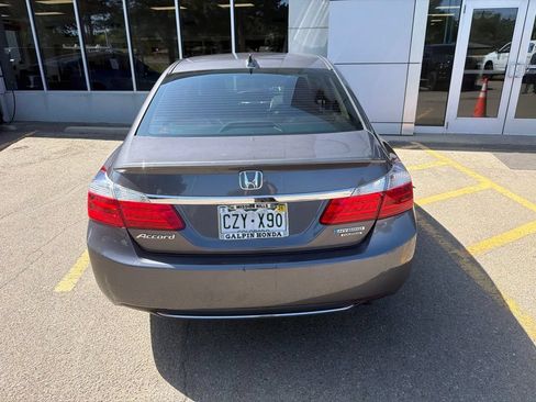 Used 2015 Honda Accord Touring image 6