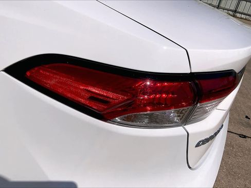 Used 2024 Toyota Corolla LE image 29