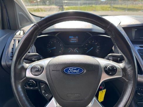 Used 2016 Ford Transit Connect XLT image 17