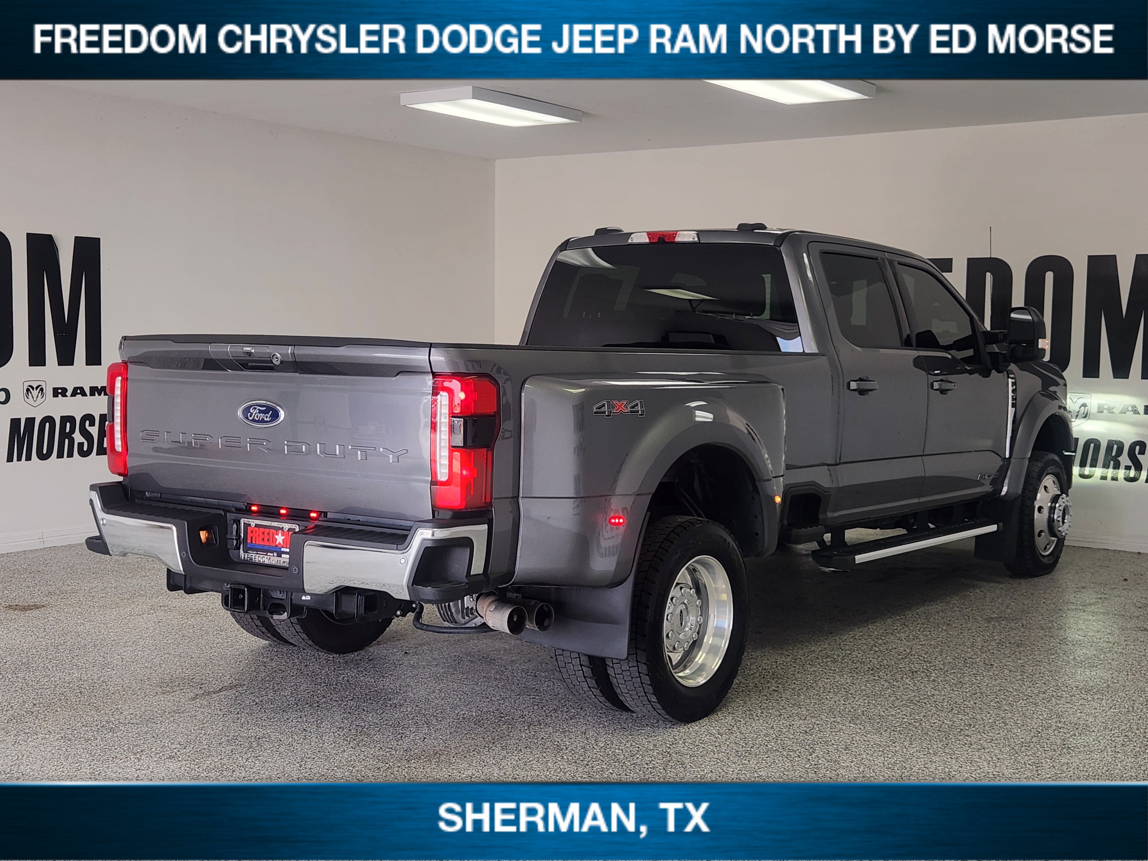 Used 2025 Ford F450 Lariat w/ Camper Package AWD/4WD image 4