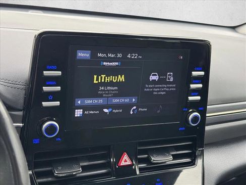 Used 2022 Hyundai Ioniq SE FWD image 13