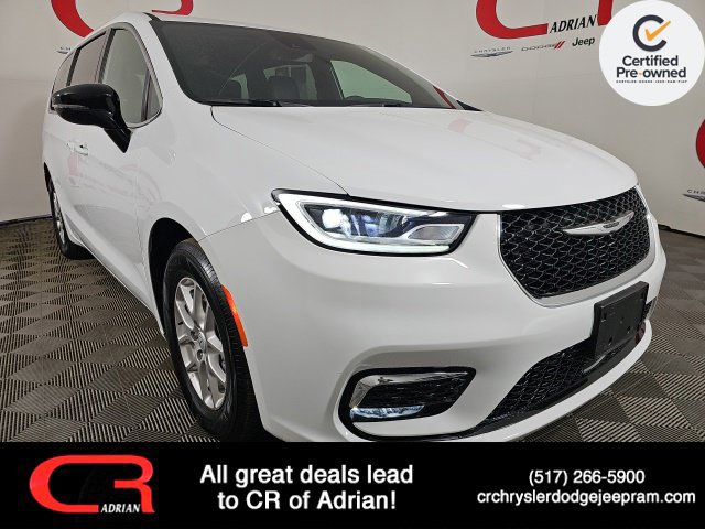 Certified 2025 Chrysler Pacifica Select FWD image 1