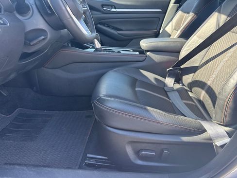 Used 2025 Nissan Altima 2.5 SR image 10