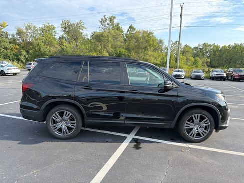Used 2022 Honda Pilot Sport image 7