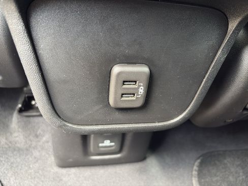 Used 2020 Chevrolet Equinox LT AWD/4WD image 14