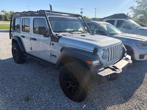 Used 2023 Jeep Wrangler Unlimited Sport AWD/4WD image 9