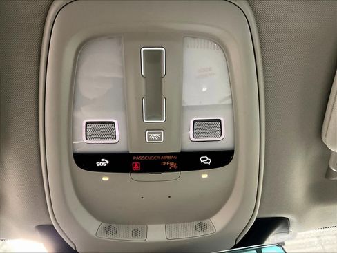 Used 2023 Volvo XC90 B6 Plus w/ Protection Package image 27