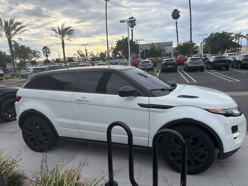 Used 2015 Land Rover Range Rover Evoque Dynamic image 9