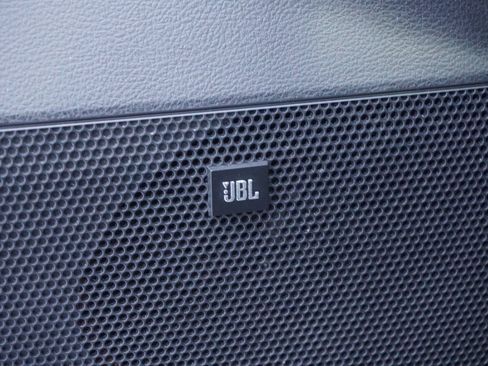 Used 2018 Toyota Tundra Platinum image 10