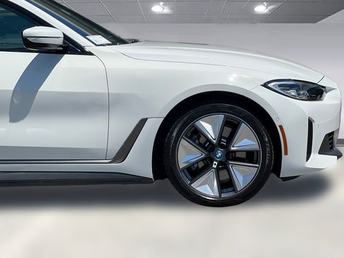Used 2023 BMW i4 eDrive35 RWD image 34