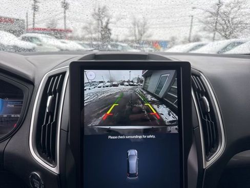 Used 2024 Ford Edge SEL image 15